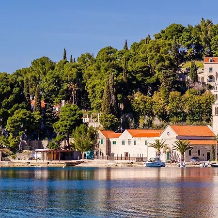 Fontana Cavtat